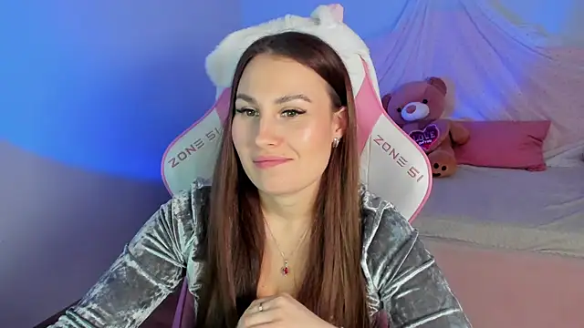 NoraFoxes live sex cam