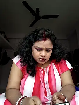 Deborbhavi222 live sex cam