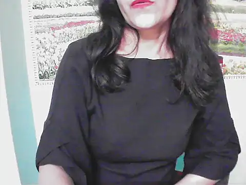 Lovely_bhabhi143 live sex cam