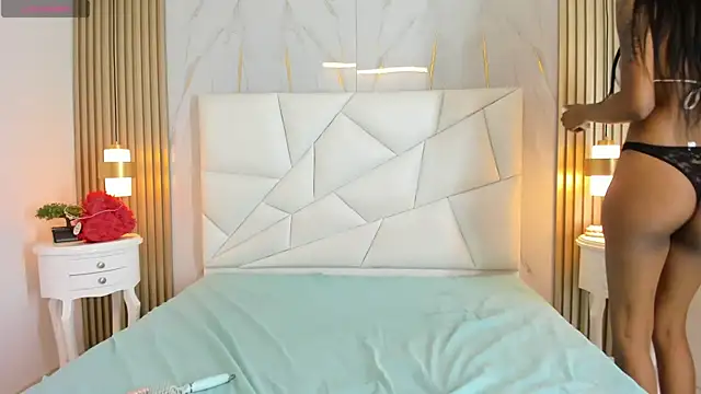 naomibely live sex cam