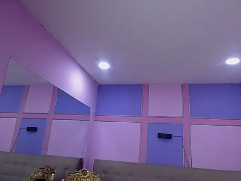 Melannyy__'s cam snapshot