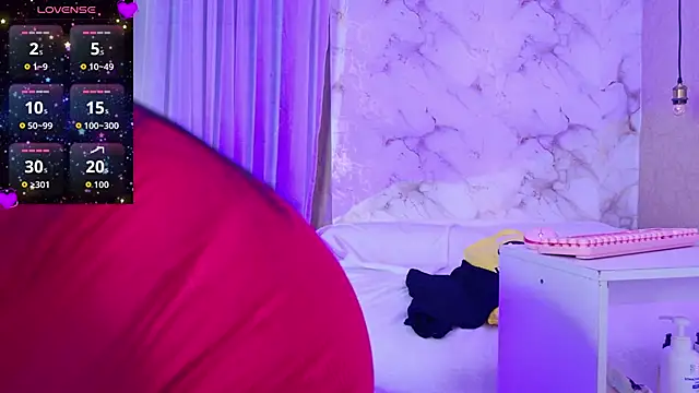 QueenSallyDesire's cam snapshot