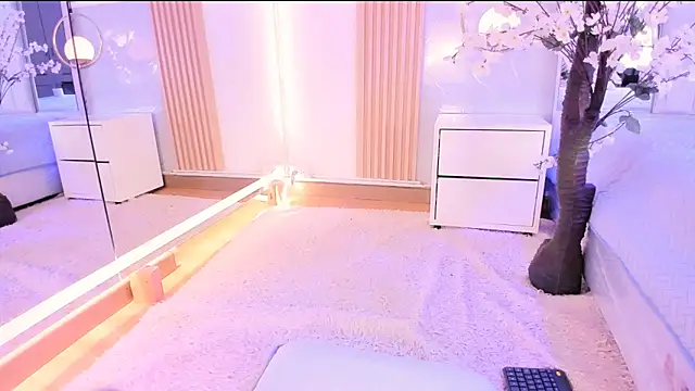 SalemBlackrose's cam snapshot