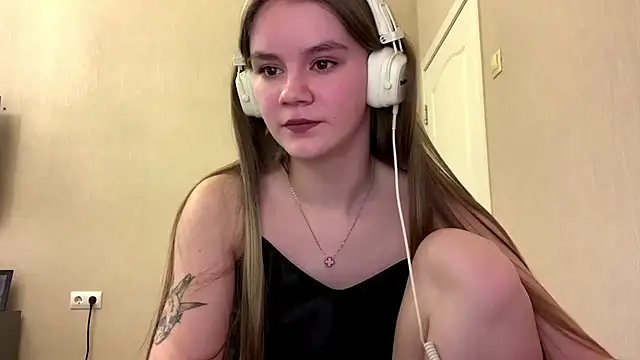 AgnesShy_'s cam snapshot