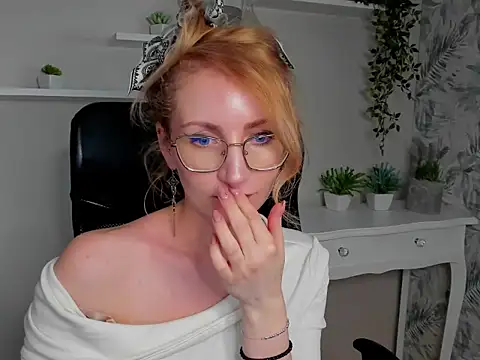 CinderellaMoon's cam snapshot