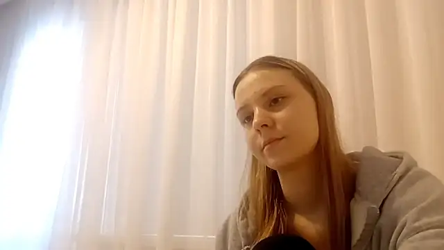 CrackShirker's cam snapshot