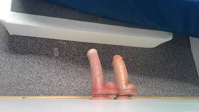 Redheadstud live sex cam