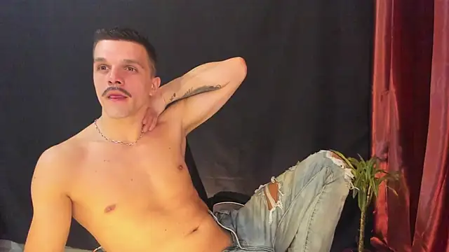 DonyBrown's cam snapshot