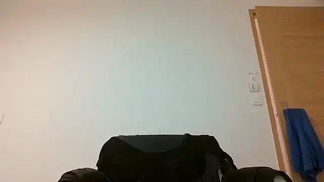 yannis123's cam snapshot