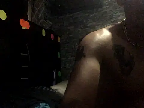 Kike8090 live sex cam