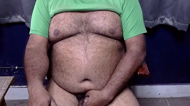 hairysubcub_70's cam snapshot