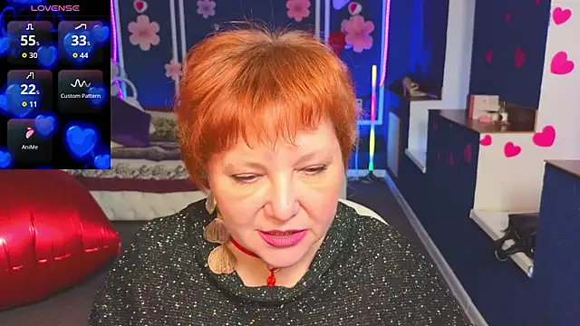 Kira_Kenett live sex cam