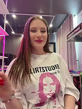 ChloeMarsch live sex cam