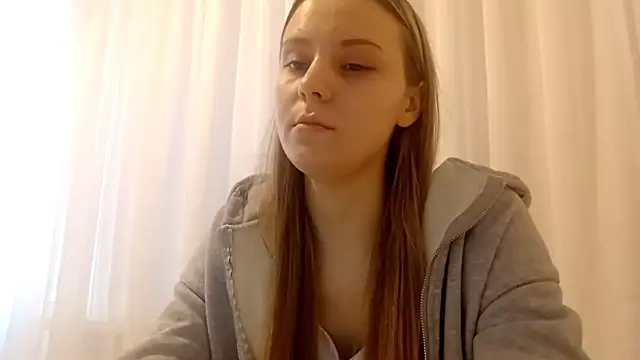 CrackShirker's cam snapshot