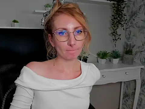 CinderellaMoon's cam snapshot