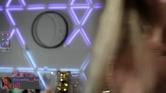 Alvuwkaa live sex cam