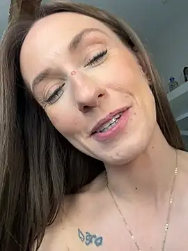 lola_tentatiion live sex cam