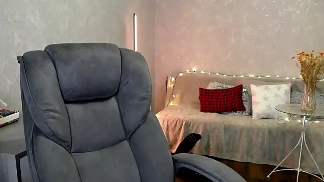 Naughty__Megan live sex cam