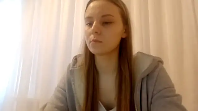 CrackShirker's cam snapshot