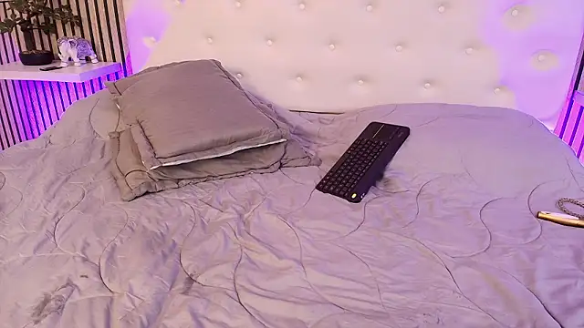 PatrickSenova live sex cam