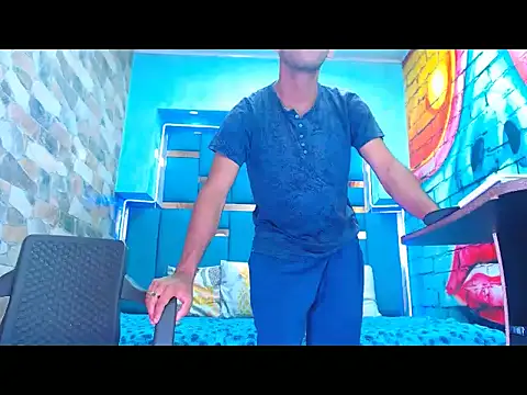 warmNoah live sex cam