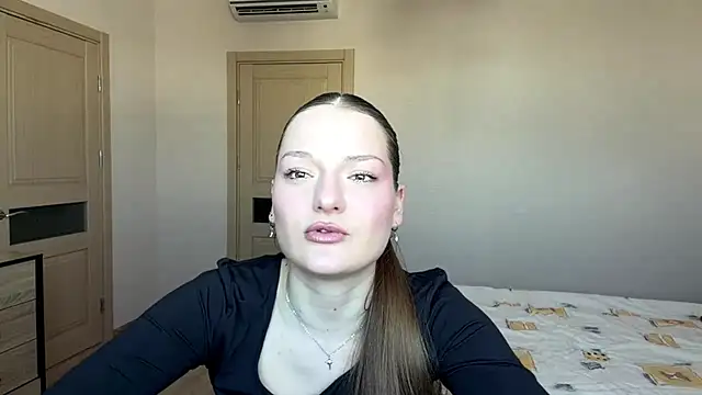 Milayouknow live sex cam