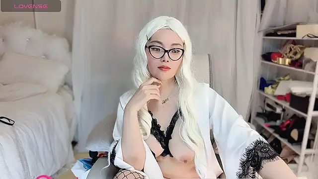 Amaya-yooo-36D live sex cam