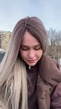 KikiWatson live sex cam