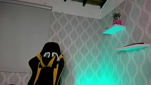 Boy_savoy live sex cam