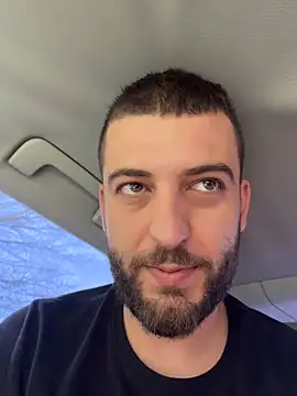 Pablo_Hornyguy95 live sex cam