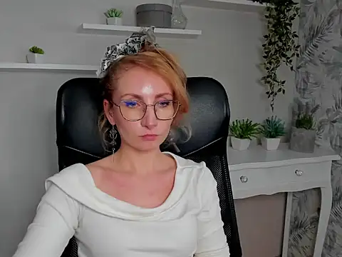 CinderellaMoon's cam snapshot