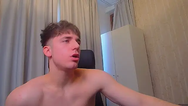 KellenWest live sex cam