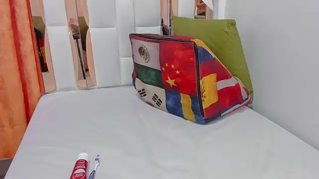 kimberly_xoxo_3's cam snapshot