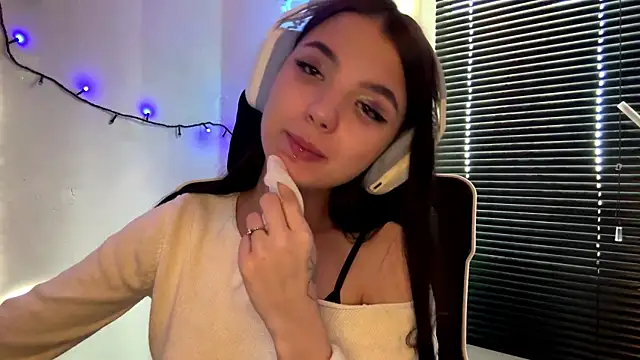 HanaMantanaDell's cam snapshot