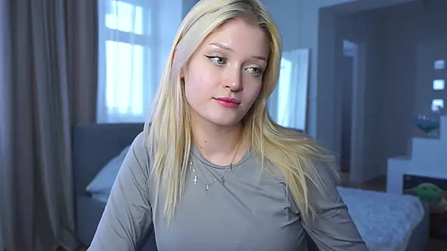 TaraBomstad's cam snapshot