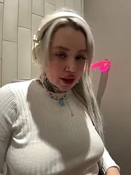 Chiibi's cam snapshot