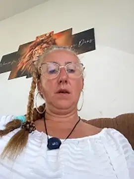 MILEIDE980 live sex cam