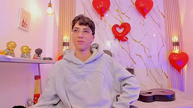 Nikolay_Gregori live sex cam