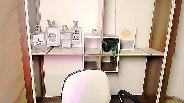 _AngeliaFlow_ live sex cam