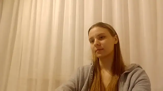 CrackShirker's cam snapshot