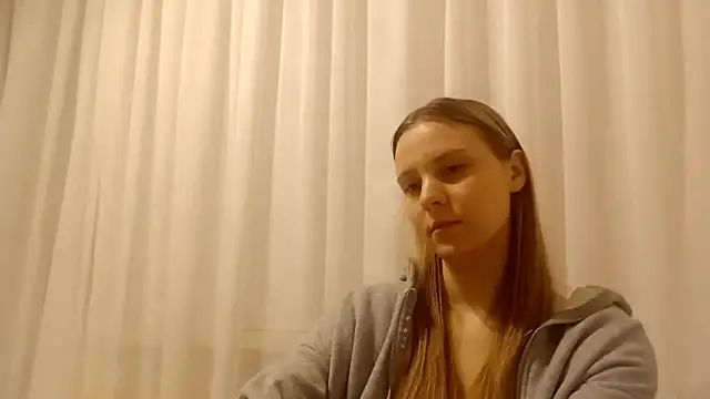 CrackShirker's cam snapshot