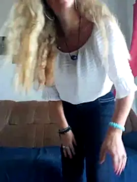 MILEIDE980 live sex cam