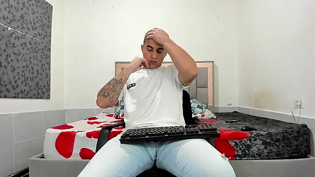 simookeler live sex cam