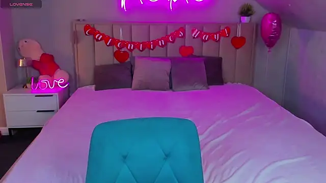 Ella_Burns's cam snapshot