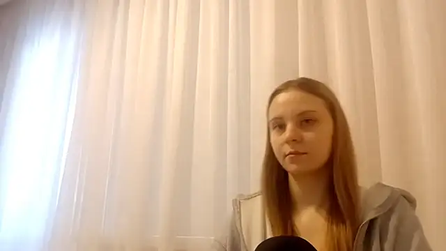 CrackShirker's cam snapshot