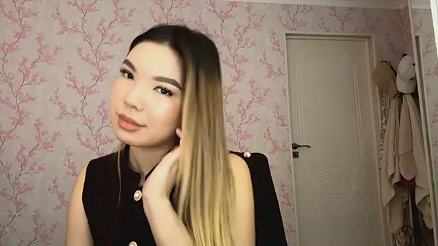 Elina_Mottel's cam snapshot