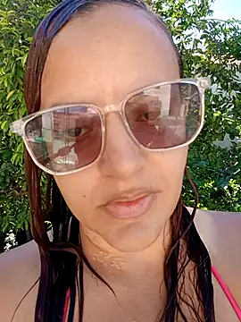 AliceRuivinha2 live sex cam