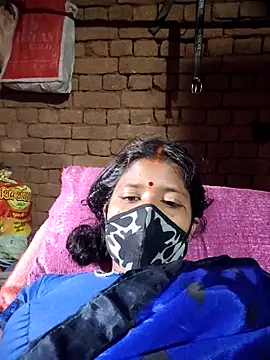 Horny-Rashi live sex cam