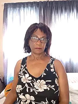 Hotgrannyx live sex cam