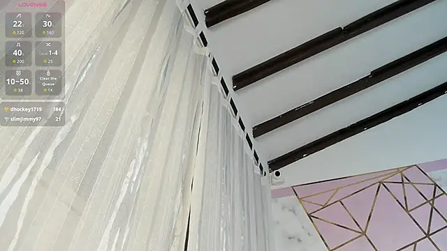 ElisabethMassey live sex cam